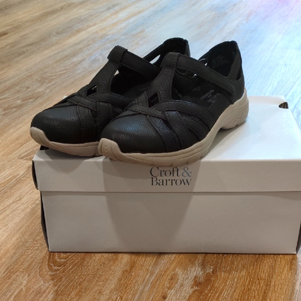 👟⭐🩷Croft & Barrow Black and Cream/Gray Women's Flats sizes 6, 6.5 & sz 8👟⭐🩷